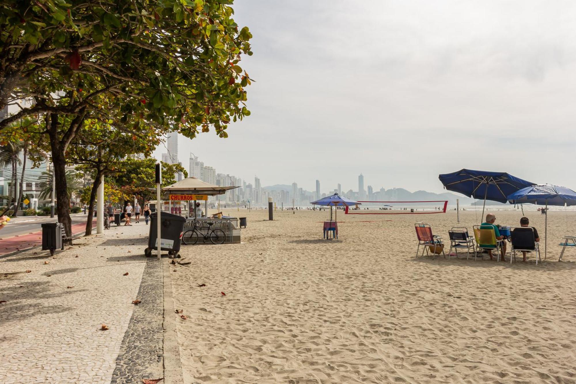 Apartamento na Rua 3500, 50m da Praia em Balneário Camboriú P825 Balneario Camboriu Exterior foto